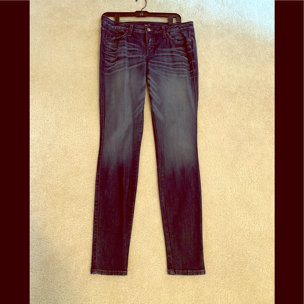 Bebe Dark straight leg denim jeans sz 30